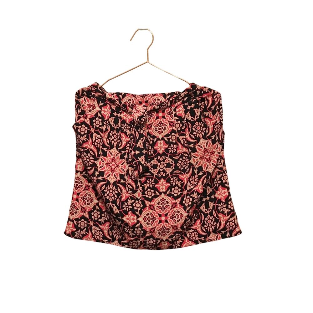 Francesca’s attached tie in front belted skirt with elastic in back large